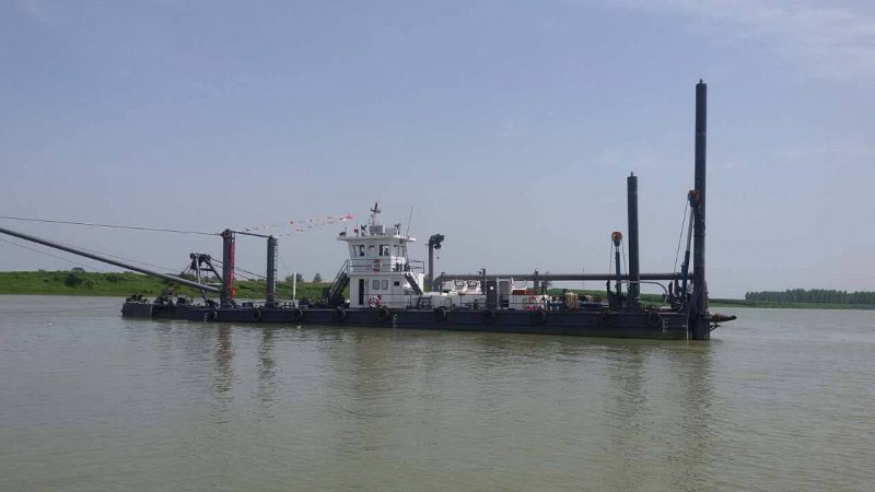HS-40 Cutter Suction Dredger HS-40 Cutter Suction Dredger