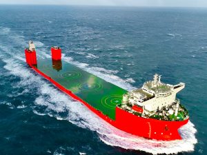 Semi-Submersible Heavy Lift Vessel Semi-Submersible Heavy Lift Vessel