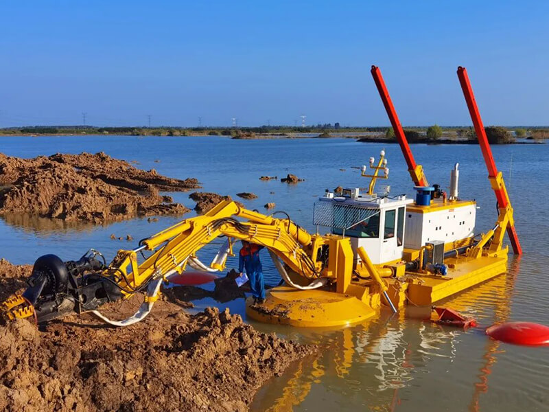 HSAD-300 Amphibious Multipurpose Dredger HSAD-300 Amphibious Multipurpose Dredger