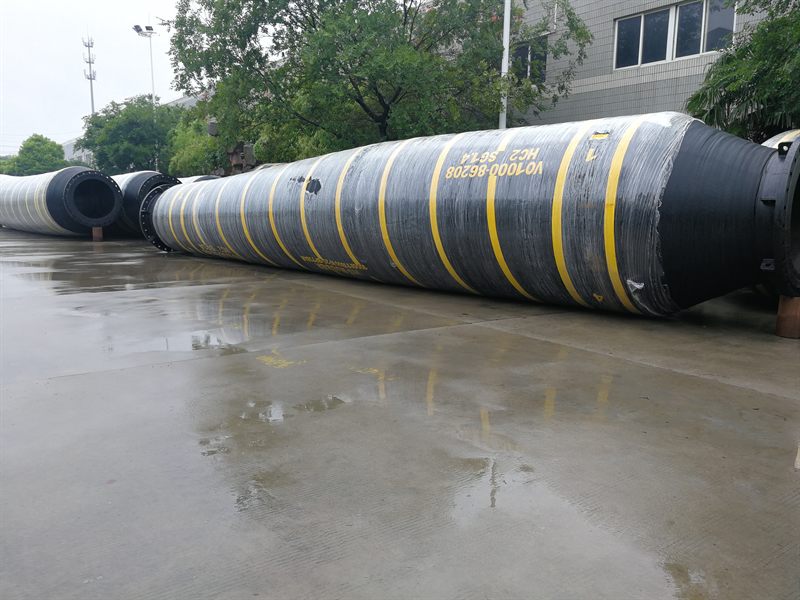 tapered-floating-hose-800x600